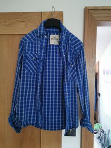 Hollister shirt