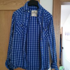 Hollister shirt