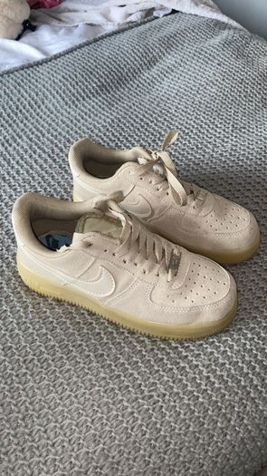Trainers size uk 3