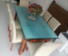 Calligaris Extendable dining table and leather chairs