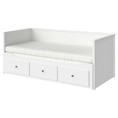 Hemnes day bed