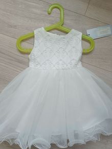 Italian dress. Excellent condition. 12 months.