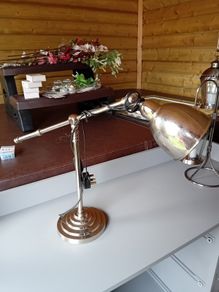 desk lamp