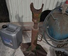 Vintage screw Jack stand