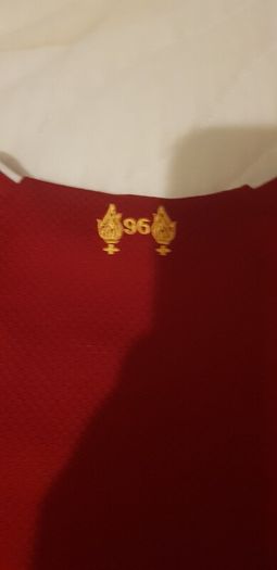 Liverpool Jersey Age 9-10 (Official Jersey)