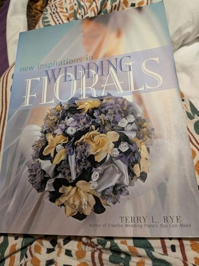 wedding flowers book