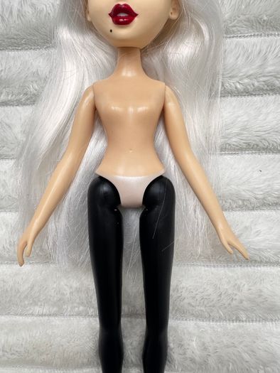 MGA Entertainment Bratzillaz Glam Gets Wicked Jade J'Adore Nude Doll Used Please see photos