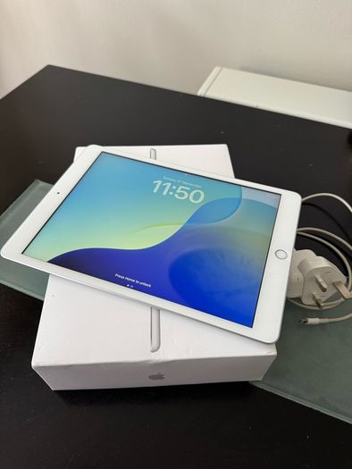 Ipad 7th Generation Like New