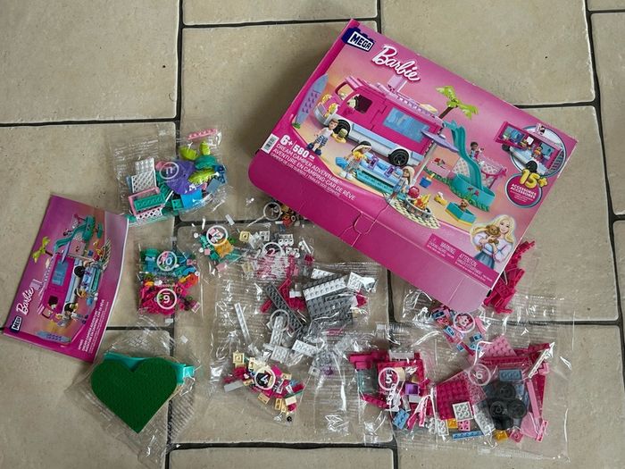 Mega Barbie Dream Camper Adventue