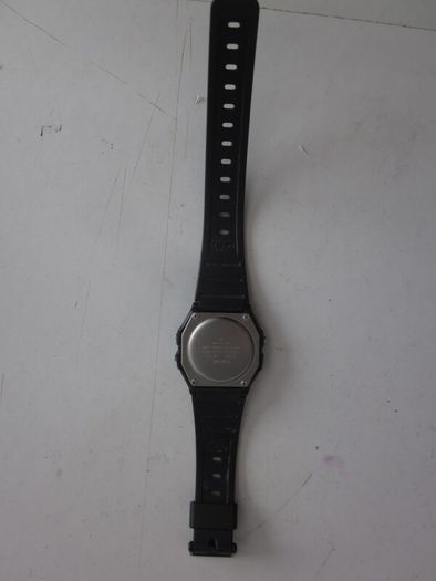 Casio 590 W59  Illuminator Digital Wristwatch