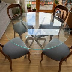 Modern Round Toughened Glass Dining Table, Seats 4-6