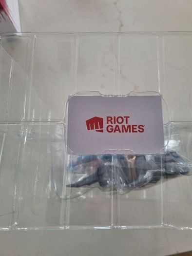 Jinx Unlocked Figure League of Legends Arcane Riot Games Game Statue