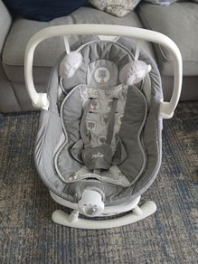 Baby bouncer swing