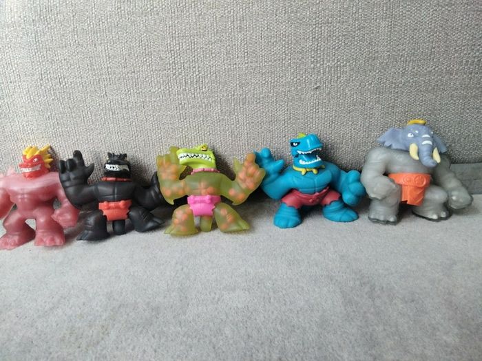 heros of goo jit zu collection