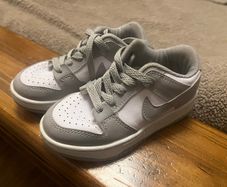 Boys trainers