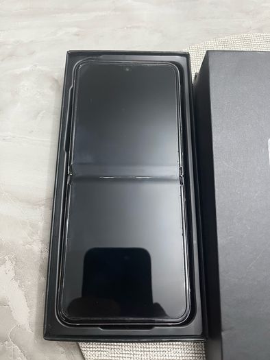 Samsung Galaxy Z flip 5