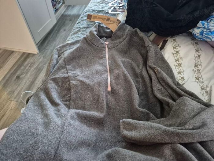 fleece size 22. Bnwt