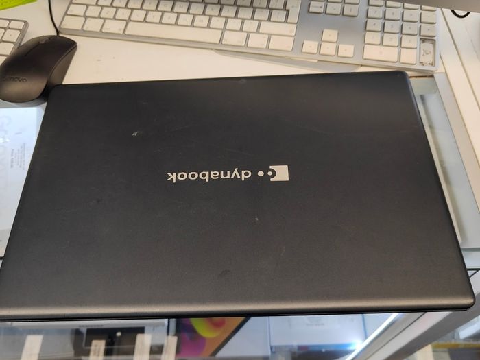 Toshiba Dynabook Satellite Pro C50 Core i7-1065G7 (10th Gen) 16GB 500GB SSD 15.6 Inch FHD Windows 11 Pro Laptop
