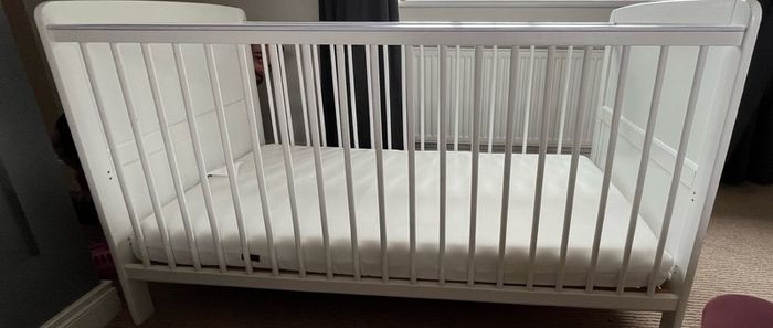 Baby Elegance Travis cotbed and mattress