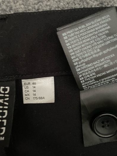 black trousers new