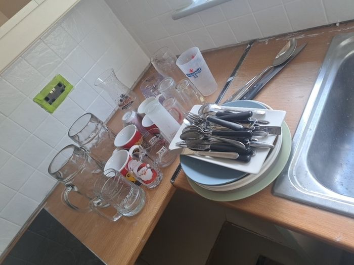 kitchenware