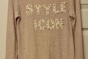 Age 9 / 10 Years  - A Lovely Soft Knit Top with Cute Pearl Logo - Read Carefully