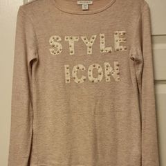 Age 9 / 10 Years  - A Lovely Soft Knit Top with Cute Pearl Logo - Read Carefully