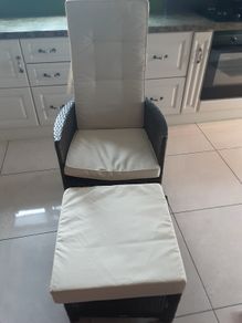 Rathwood reclining garden chairwith cushion, large footstool with cushion