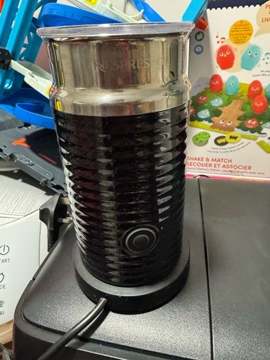 nespresso capsule container and foamer