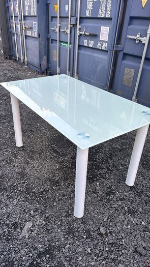 Table dining