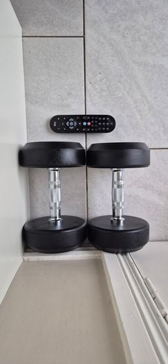 3xbrand new sets of dumbbells, 2x12.5kg, 2x10kg, 2x7.5kg
