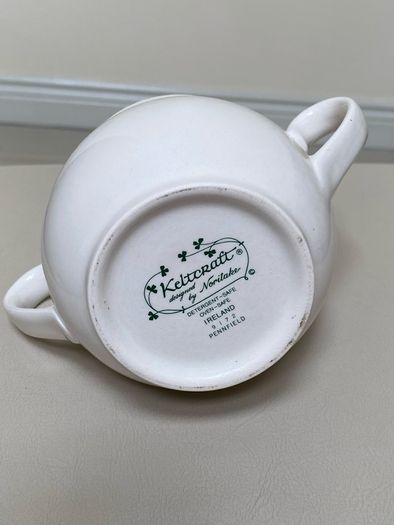 Vintage Keltkraft designed by Noritake Pennfield 9172 teapot & sugar bowel