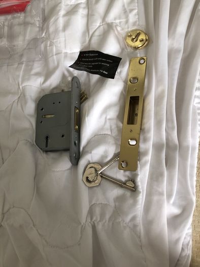 bolt lock