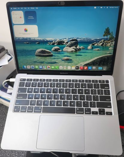 Macbook Air M1 Rare 16gb Ram, 512gb Ssd,  Pristine / Low Cycles