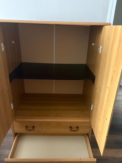 Wardrobe with 2 drawers
