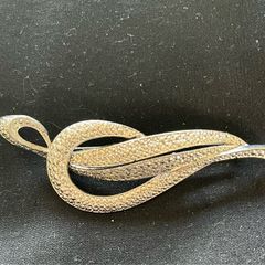 brooch