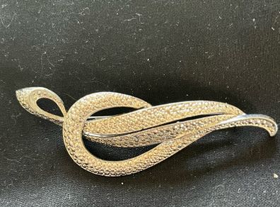 brooch