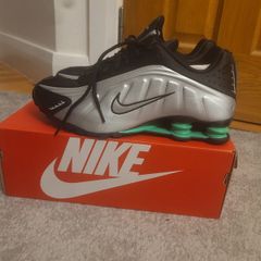 Nike Shox R4