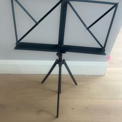 K&M Folding Music Stand with Carry Bag