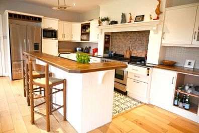Solid Oak Kitchen