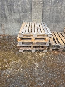 Pallets to take away