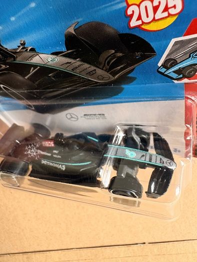 Hot Wheels Mercedes-amg Petronas Formula One Team