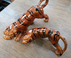 Set of two vintage ceramic Bengal tigers