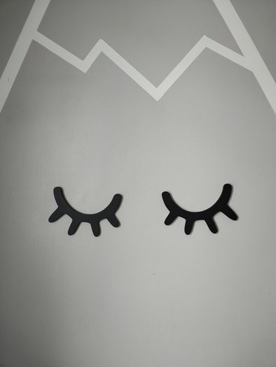 Wood wall decor sleepy eyes for kids room/nursery