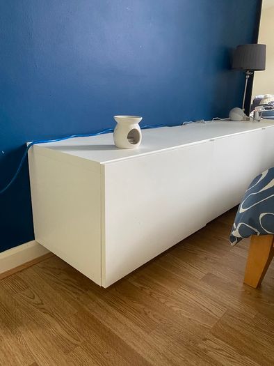 Tv unit