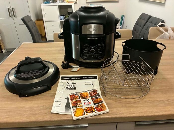 Ninja Foodi MAX Multi-Cooker OP500UK 7.5L Air Fryer & Pressure Cooker + Complete Accessories