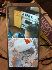 LG G6 mobile phone, 32GB, sim tray missing, excellent cosmetic condition otherwise