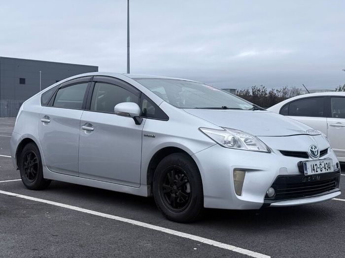 Toyota Prius 2014  (Fresh NCT)