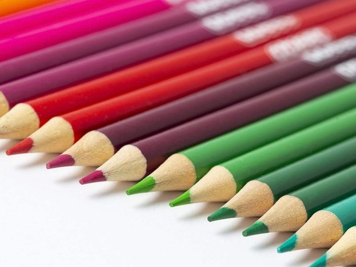 Wooden Art Case Art Supplies  Kids Art Set  Gifts For Kids  Contains Colouring Pencils, Felt Tips, Oil Pastels For Kids, Kids Painting Set, Crayons And More (FREE POSTAGE)