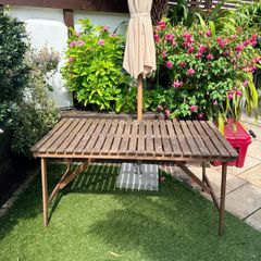 Outdoor Dinning Table